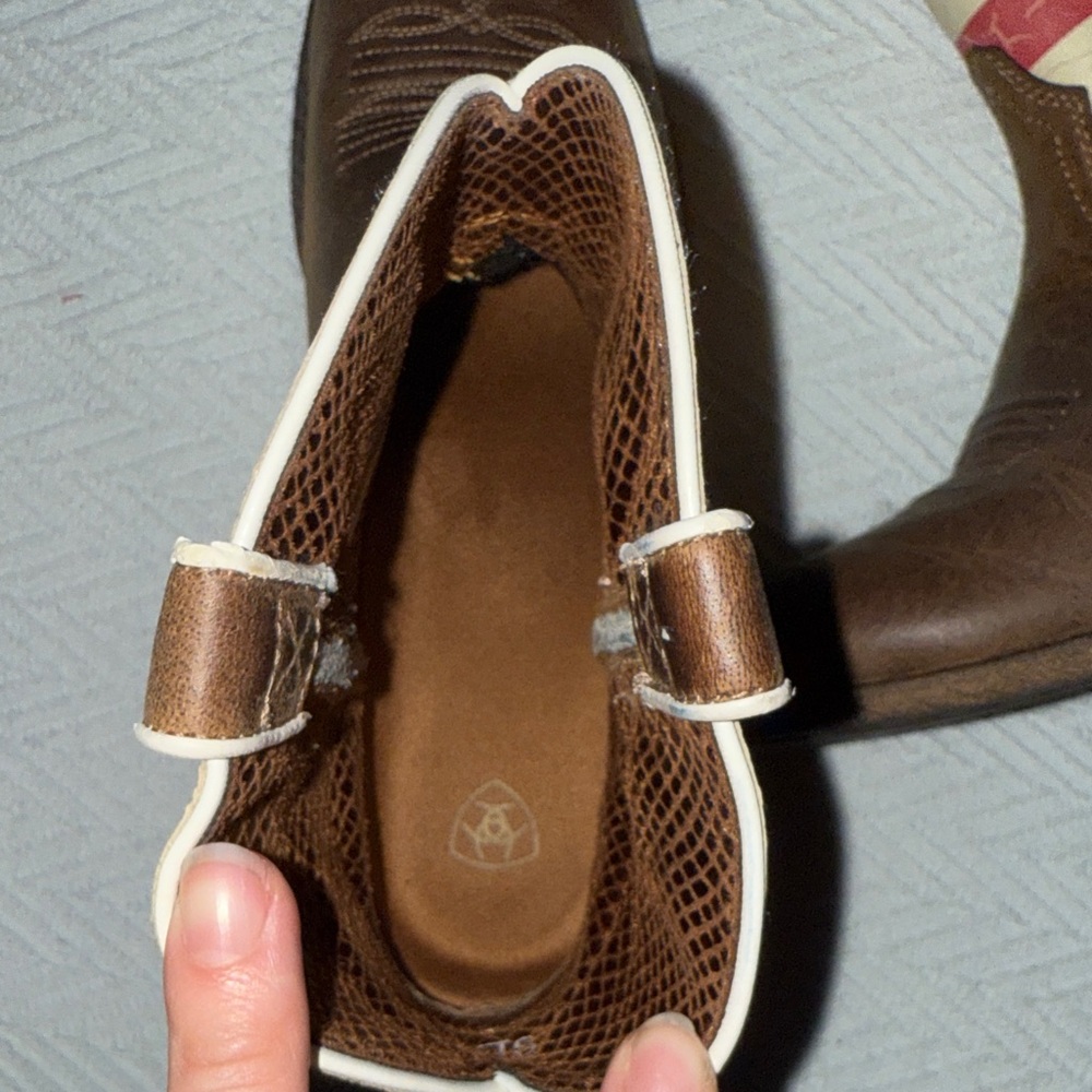Ariat Ankle Boots with American Flag Design - Picture 4 of 5